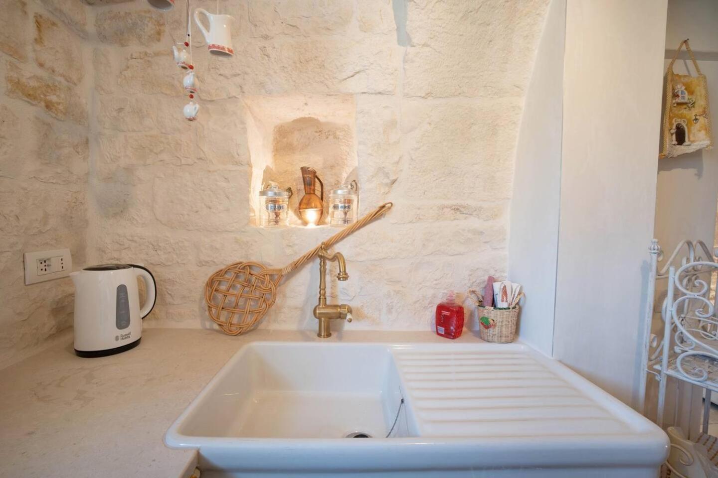 Valle D'Itria Trulli E Alcova Mikael Cisternino Zewnętrze zdjęcie